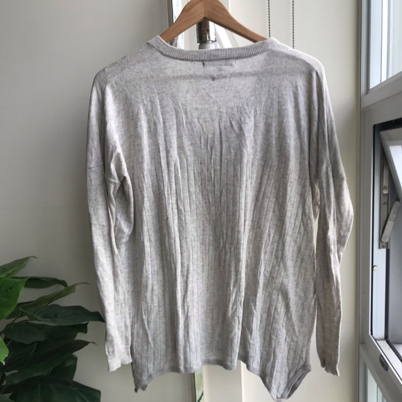 Monk & Lou silk sweater 50% OFF BUNDLES!! - Picture 3 of 5